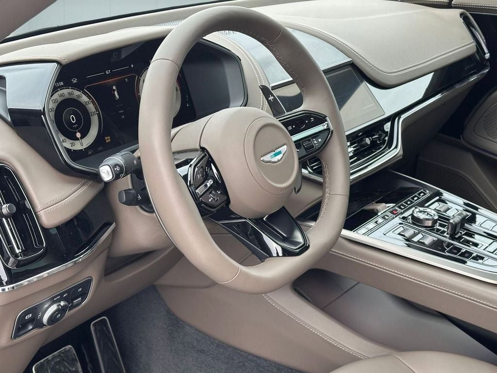 2026 Aston Martin DBX 707