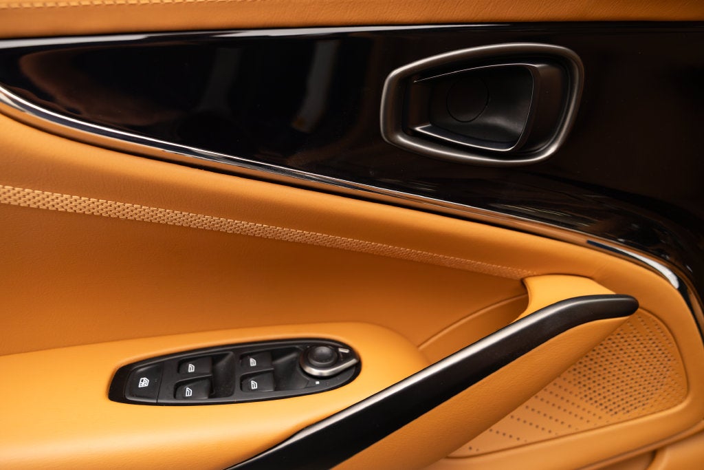2026 Aston Martin DBX 707