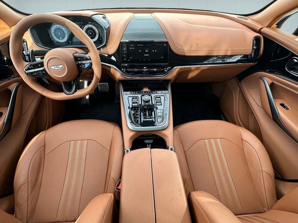 2026 Aston Martin DBX 707