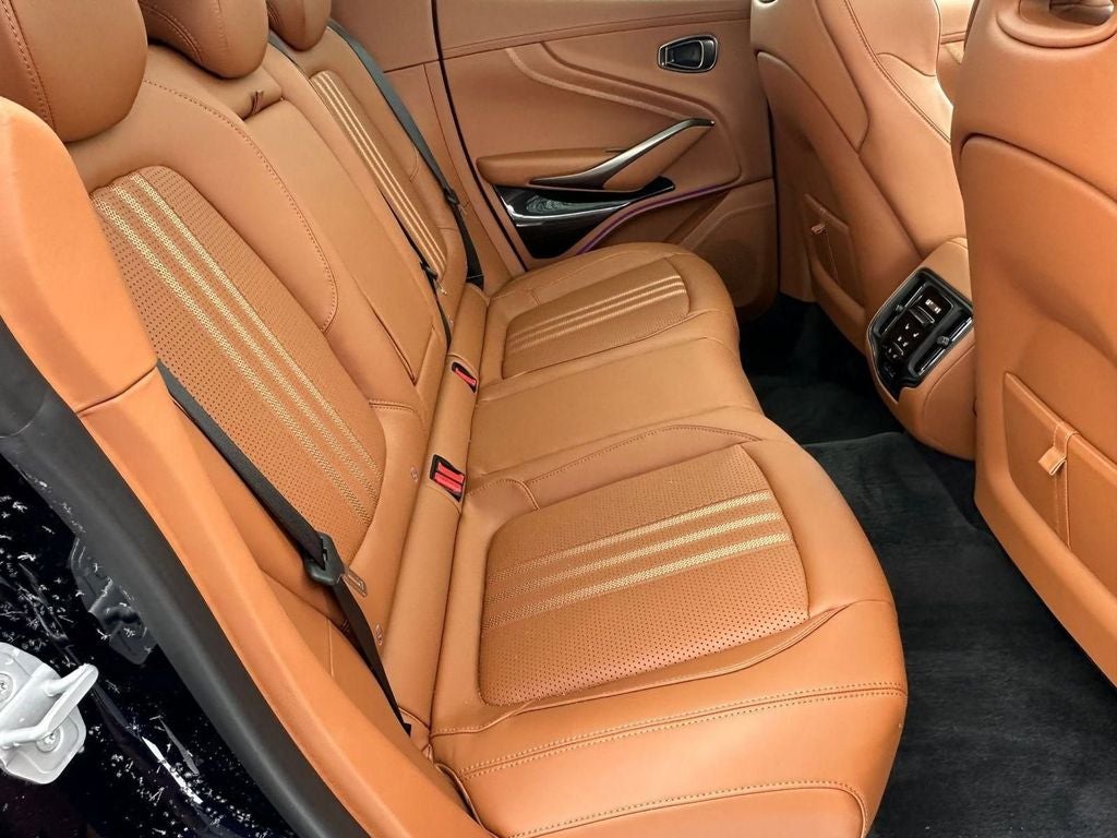 2026 Aston Martin DBX 707