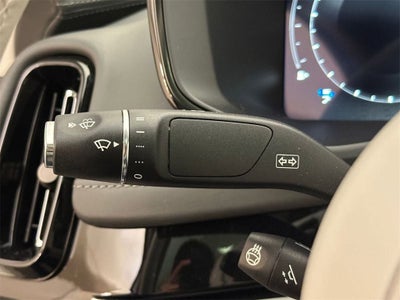 2025 Aston Martin DBX 707