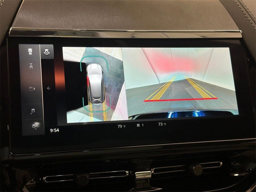 2025 Aston Martin DBX 707