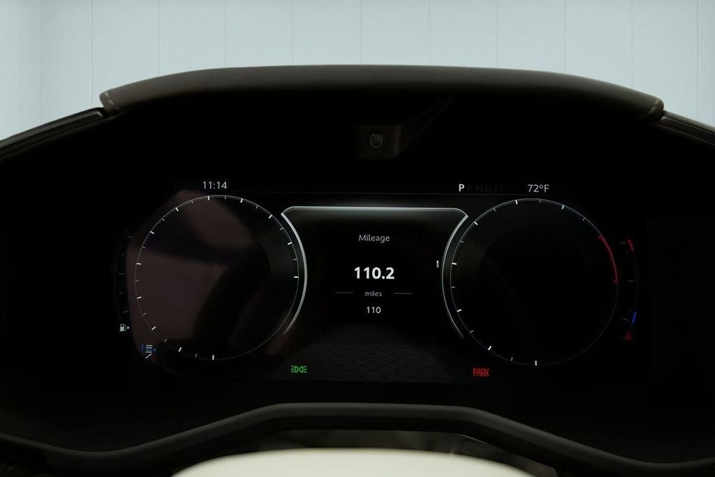 2025 Aston Martin DBX 707