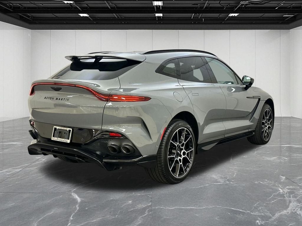 2025 Aston Martin DBX 707