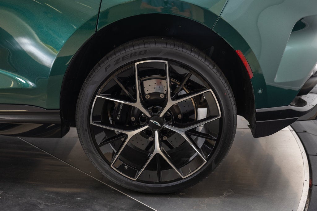 2026 Aston Martin DBX 707