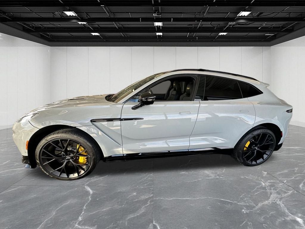2026 Aston Martin DBX 707