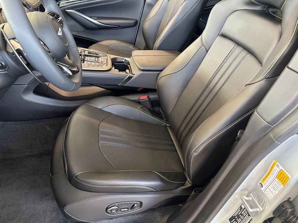 2026 Aston Martin DBX 707