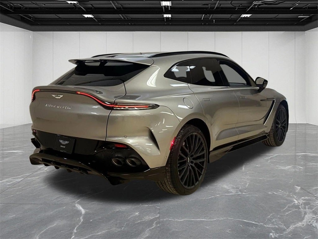2026 Aston Martin DBX 707