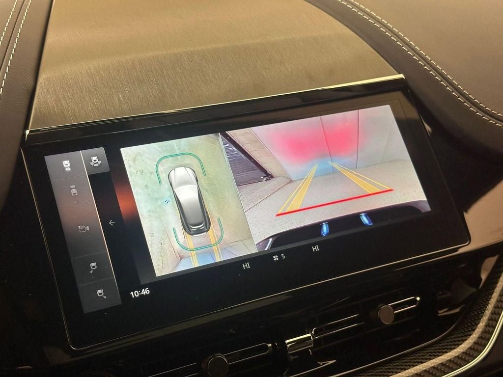 2026 Aston Martin DBX 707