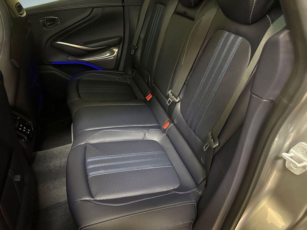 2026 Aston Martin DBX 707