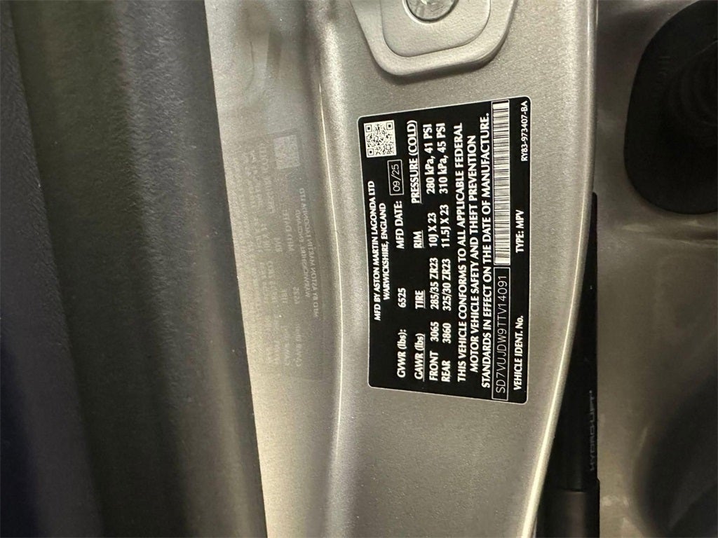 2026 Aston Martin DBX 707