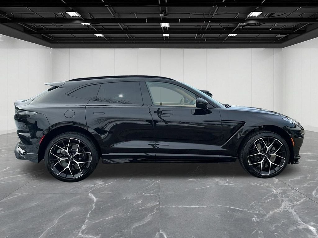 2026 Aston Martin DBX 707