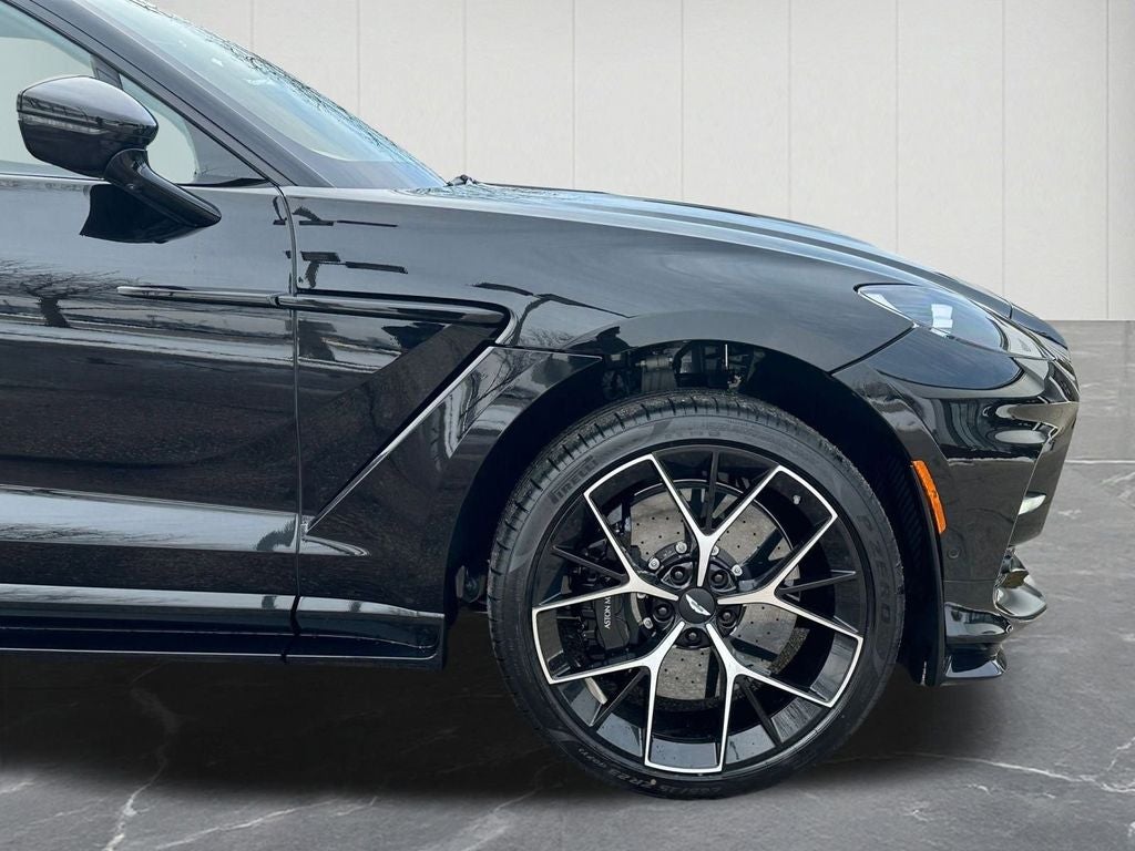 2026 Aston Martin DBX 707