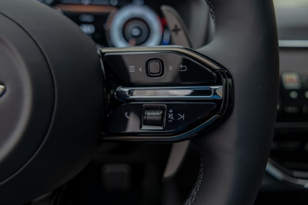 2026 Aston Martin DBX S