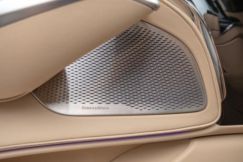 2026 Aston Martin DBX S