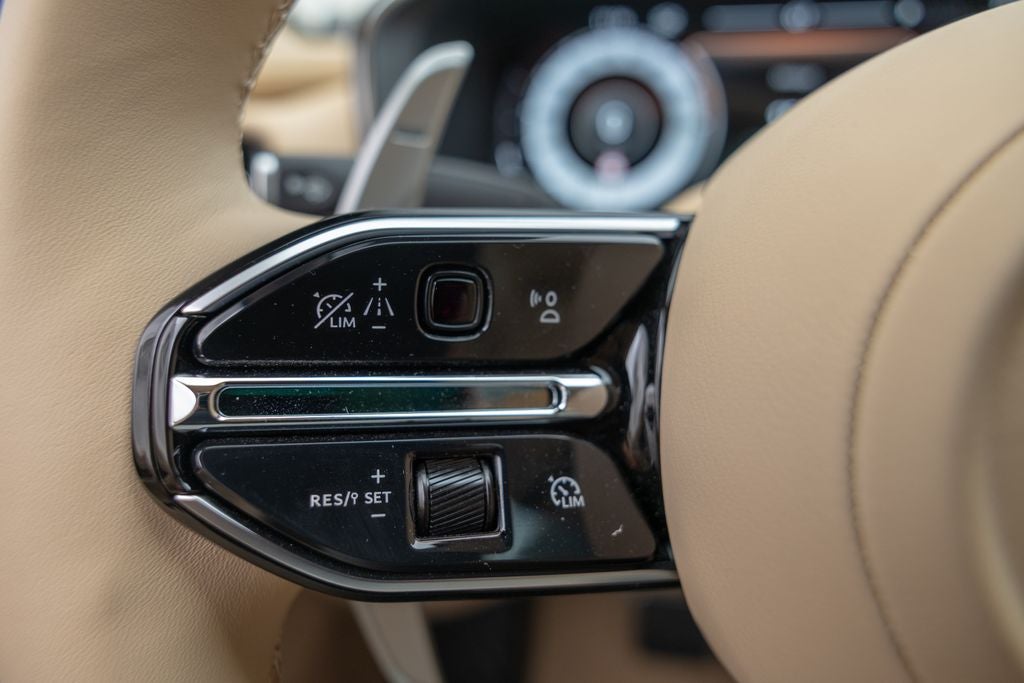 2026 Aston Martin DBX S