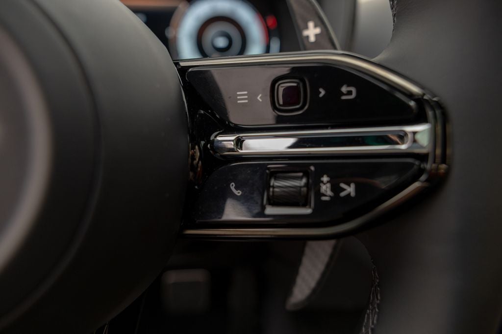 2026 Aston Martin DBX S