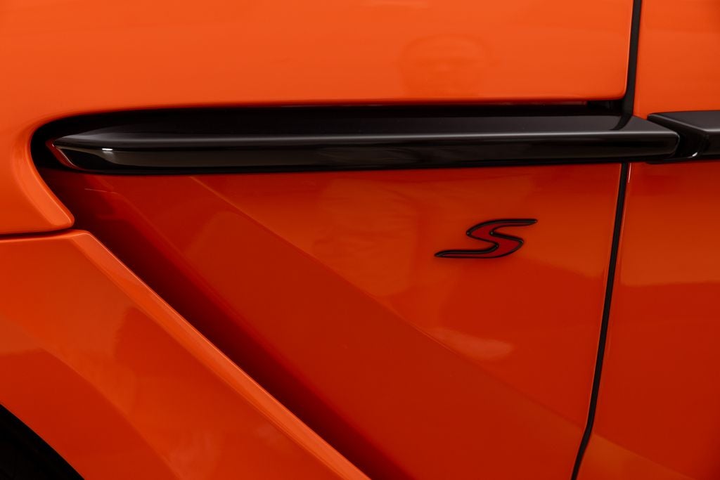 2026 Aston Martin DBX S