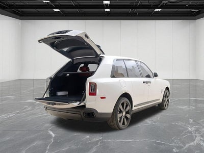 2023 Rolls-Royce Cullinan Base