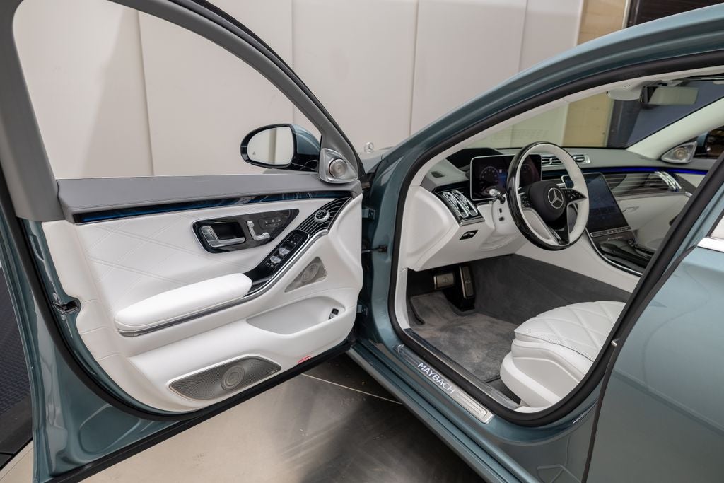 2025 Mercedes-Benz S-Class Maybach S 680 4MATIC®