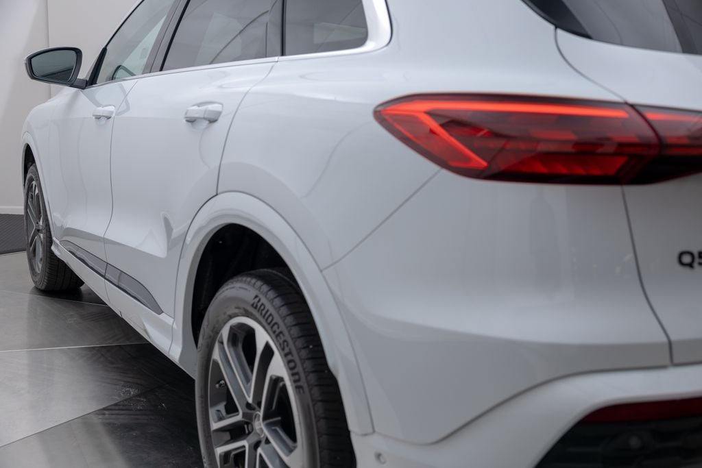 2025 Audi Q5 2.0T Premium Plus quattro