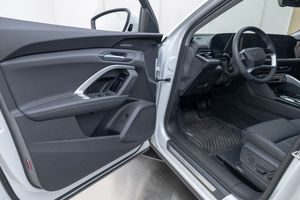 2025 Audi Q5 2.0T Premium Plus quattro