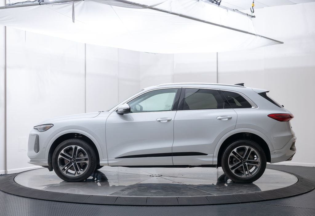 2025 Audi Q5 2.0T Premium Plus quattro