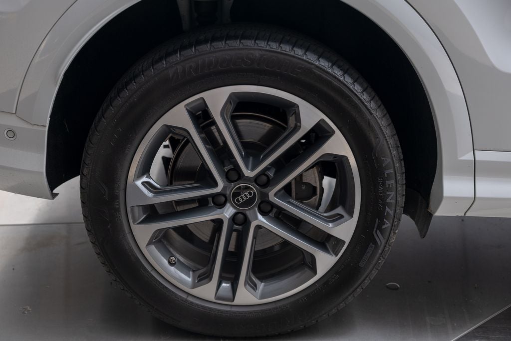 2025 Audi Q5 2.0T Premium Plus quattro