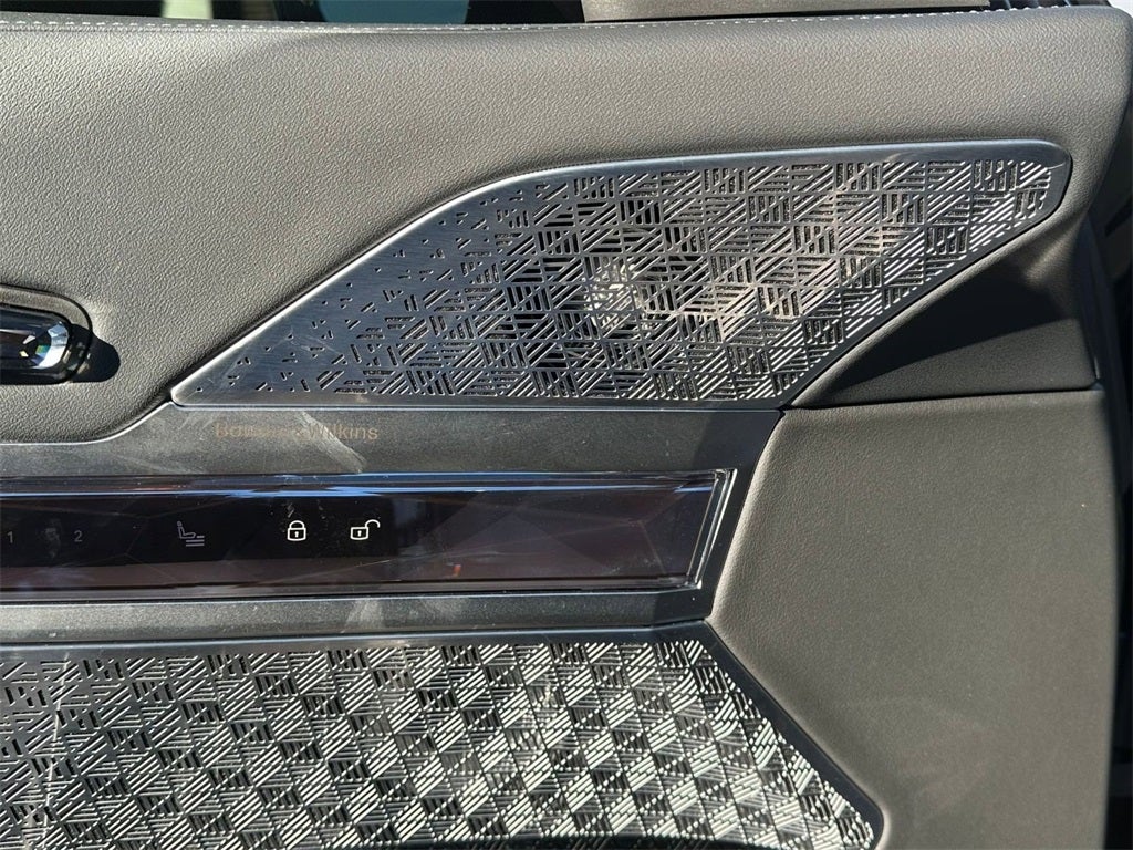 2025 BMW 7 Series 760i xDrive