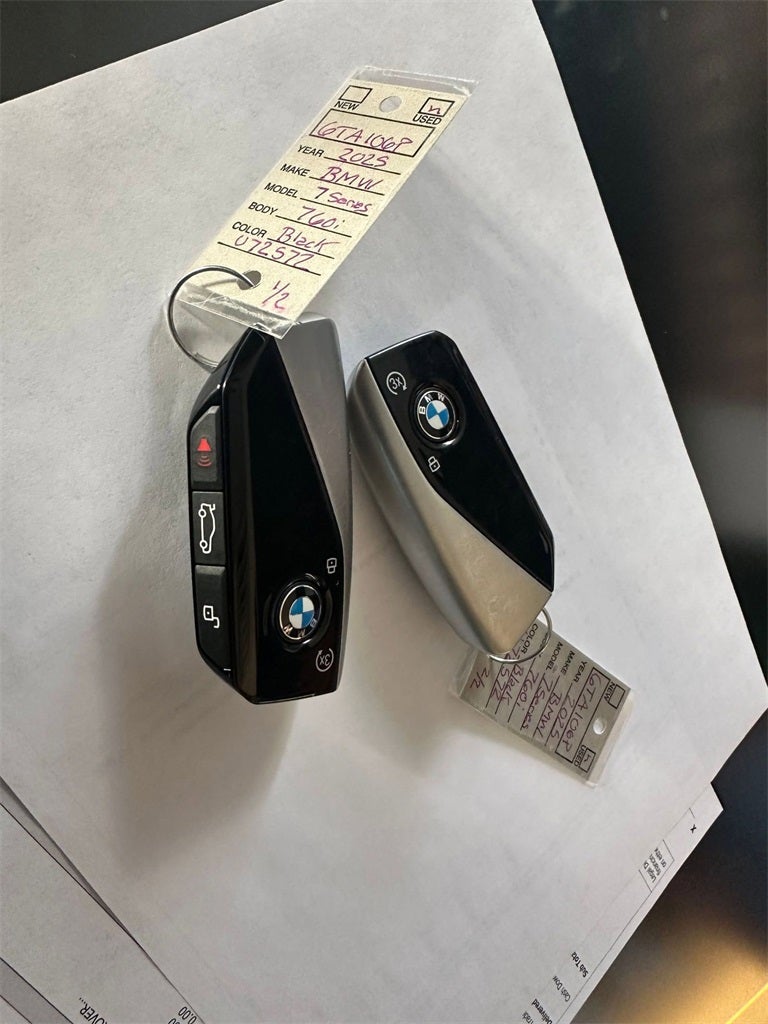 2025 BMW 7 Series 760i xDrive