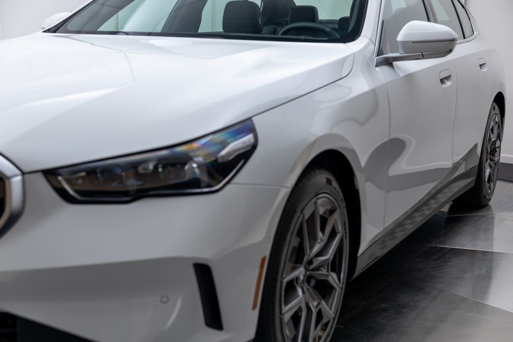 2026 BMW 5 Series 530i xDrive
