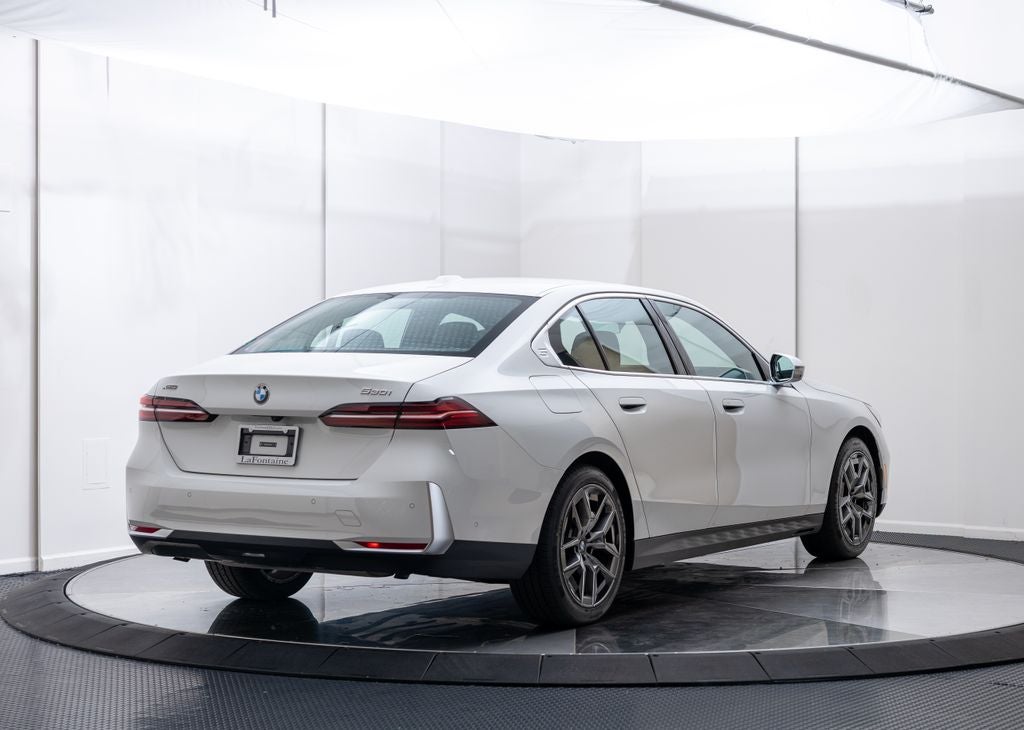 2026 BMW 5 Series 530i xDrive