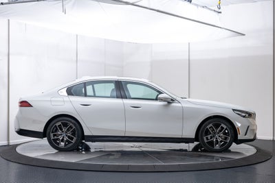 2026 BMW 5 Series 530i xDrive