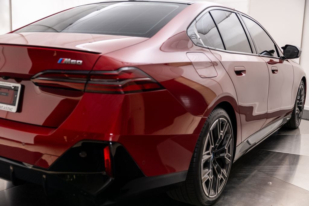 2024 BMW i5 M60