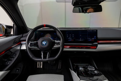 2024 BMW i5 M60