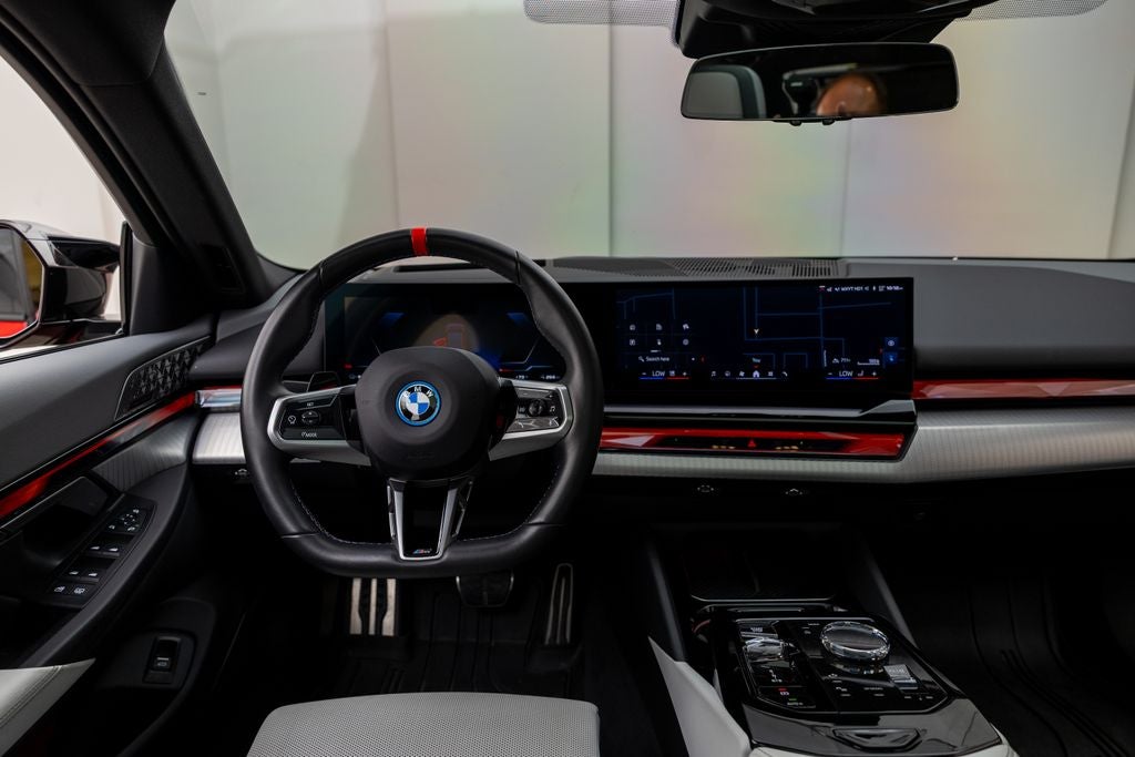2024 BMW i5 M60