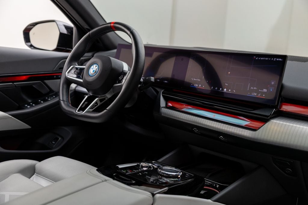 2024 BMW i5 M60