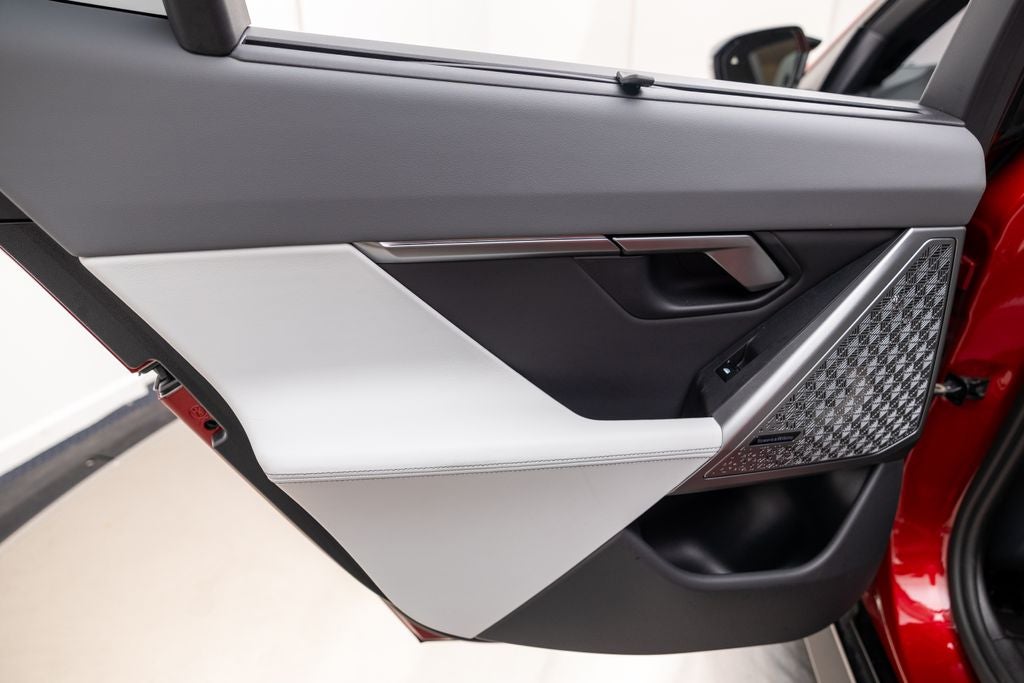 2024 BMW i5 M60