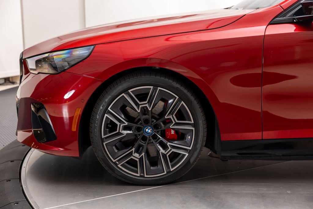 2024 BMW i5 M60