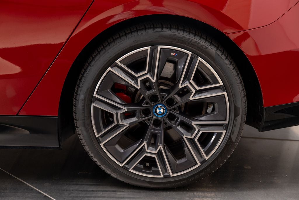 2024 BMW i5 M60