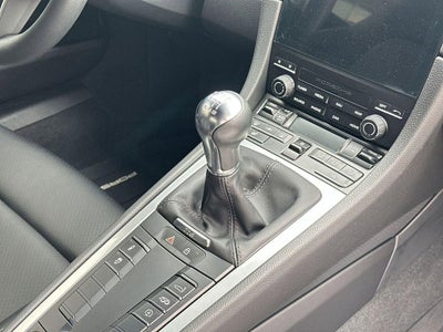 2024 Porsche 718 Cayman Style Edition