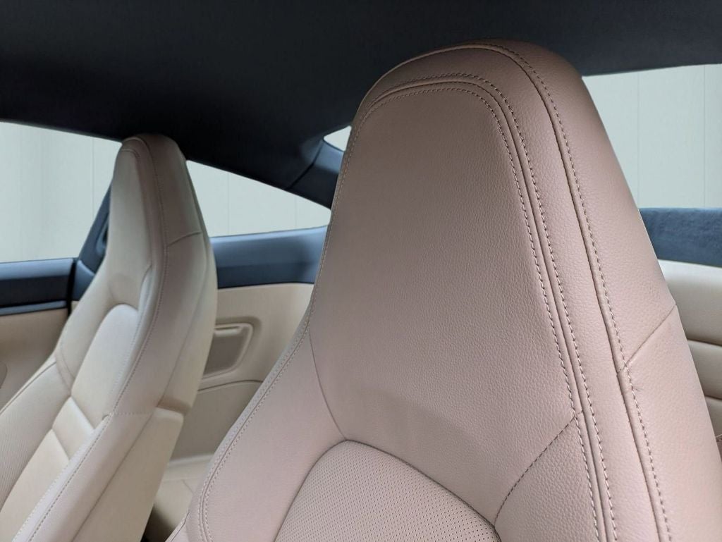 2024 Porsche 911 Carrera