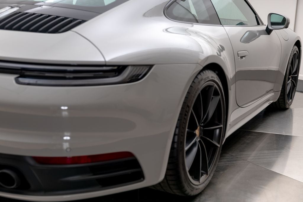 2023 Porsche 911 Carrera