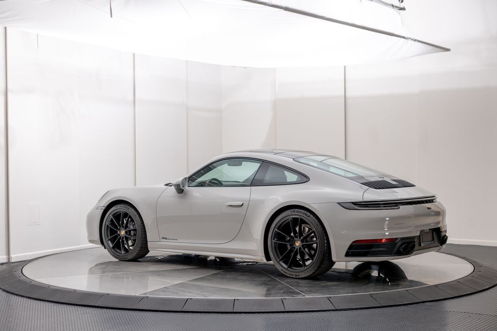 2023 Porsche 911 Carrera