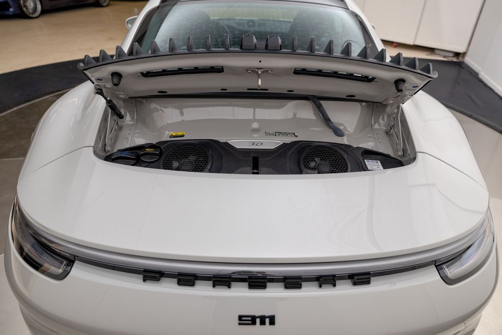 2023 Porsche 911 Carrera