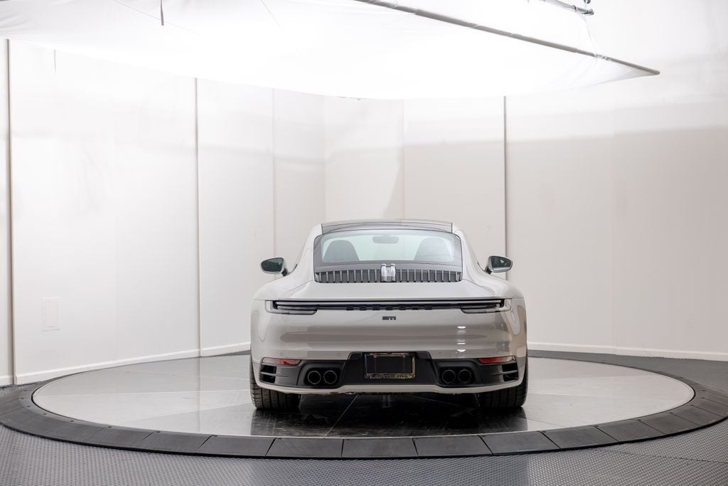 2023 Porsche 911 Carrera