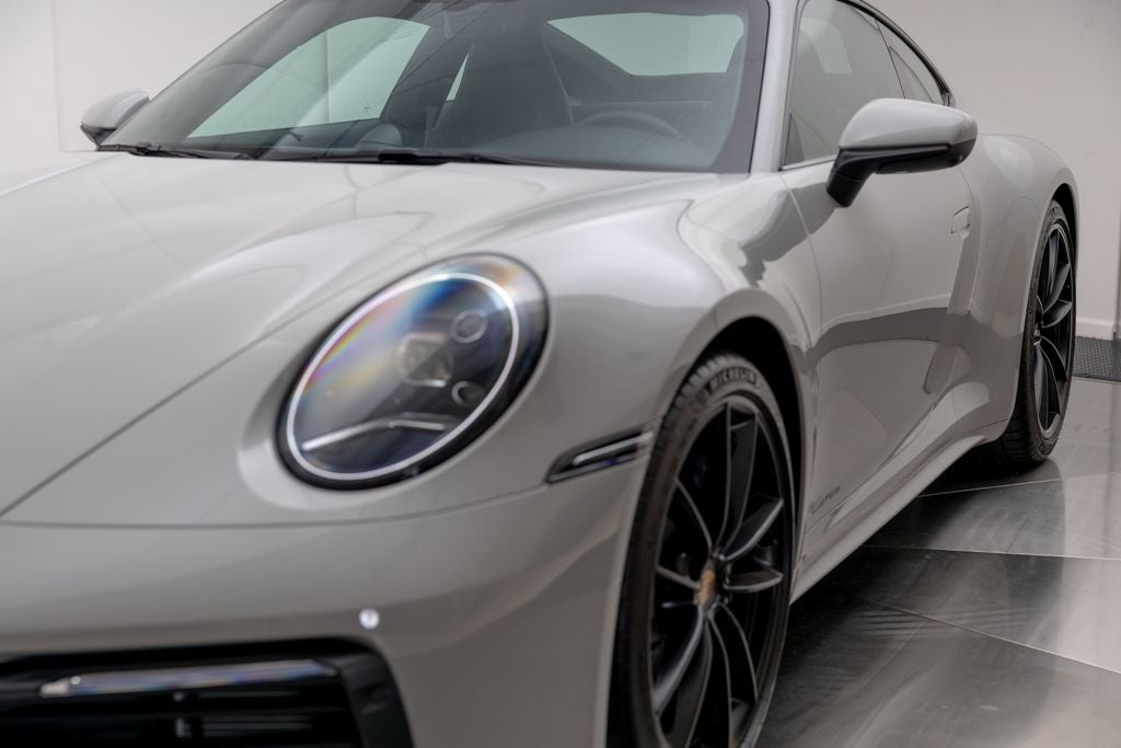 2023 Porsche 911 Carrera