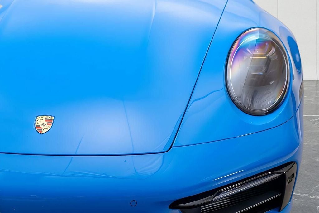 2022 Porsche 911 Carrera 4 GTS