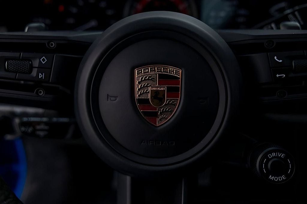 2022 Porsche 911 Carrera 4 GTS