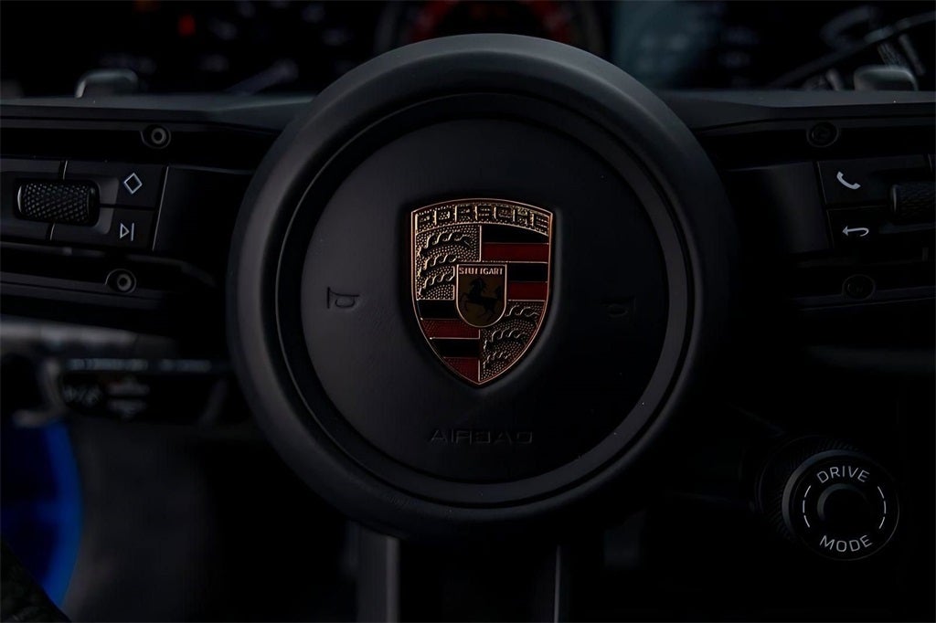 2022 Porsche 911 Carrera 4 GTS